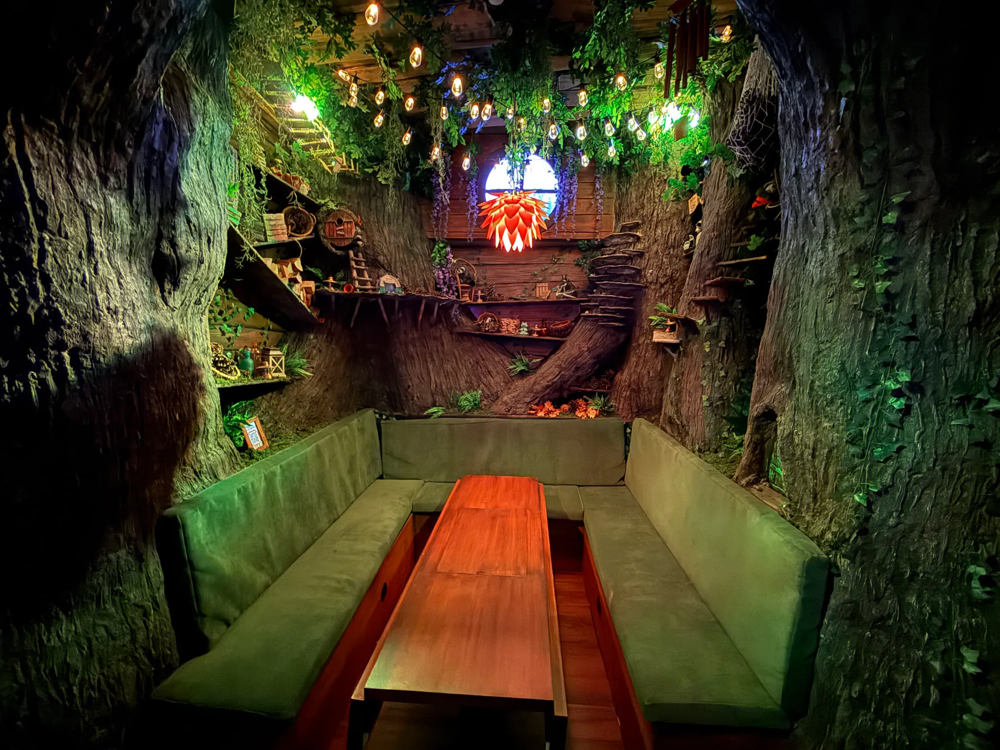 A private game-night room at the Treehouse Retreat at Secret Hangout in Orlando